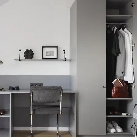 Solo Society Hybrid Hotel 3*