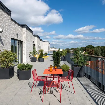 Solo Society House Coliving *